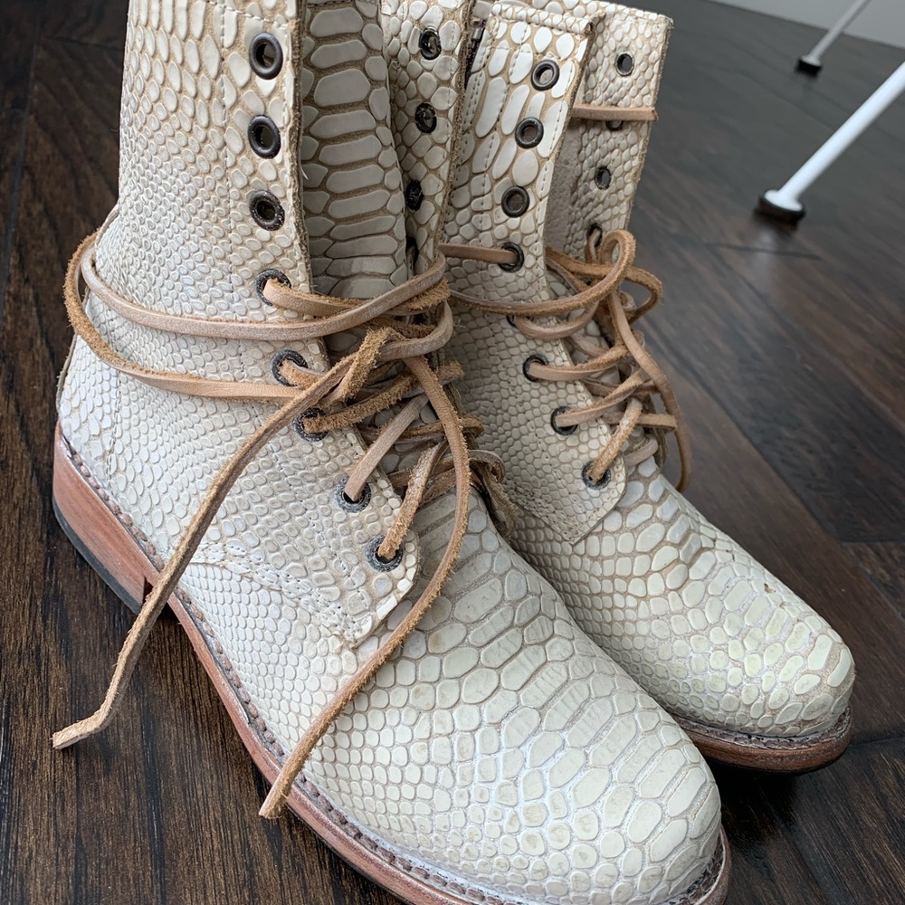 Free Bird Manchester boot